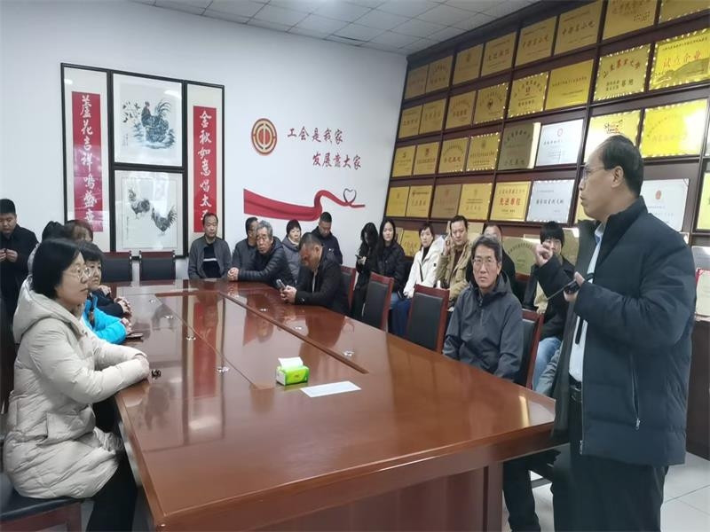民盟濟寧市委一行蒞臨金秋農(nóng)牧公司觀摩考察